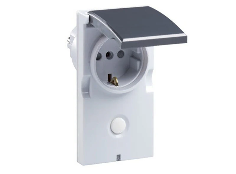 Is this a UK 3 pin outlet or EU 2 pin?